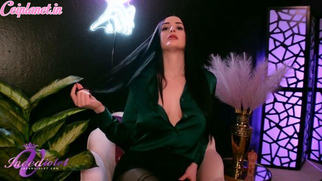 Meeting With Your Banker – Goddess Violet Voss