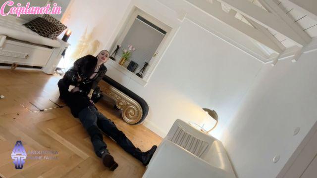 Anouschka Femme Fatale – Bad Luck Burglar