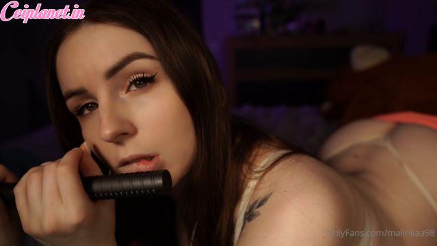 Malinkaa98 – ASMR GF Roleplay – Your GF Had Difficult Legs Day In The Gym