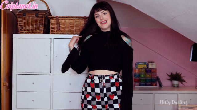 Molly Darling – Eat My Pussy After A Night Out