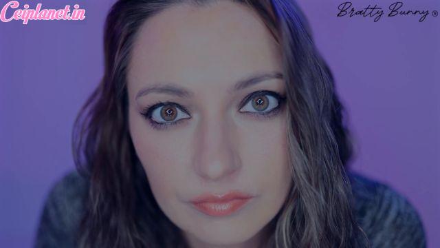 Bratty Bunny – STARE