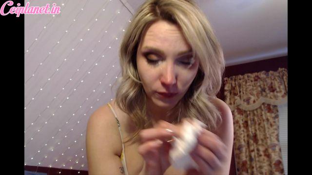 SneezeGoddess – Only Nose Blowing
