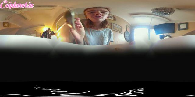 Godqueen Giantess  – All Alone With Jennifer Rose