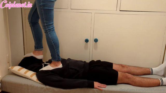 Goddess Bellafussara – Hope You Like When I Trample And Being Worshiped By My Slave
