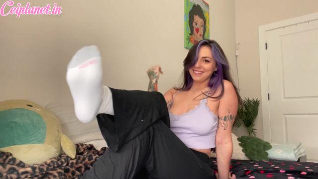 Molly Maeve – Goddess Humiliates You and Your Small Dick In – Femdom