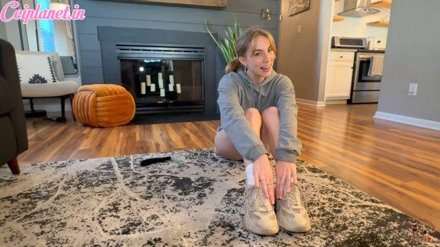 Femdom Puppy Play – Stella Elle Owns You Part 2