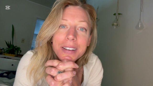 JodisLips – M O M fulfilling my spitting fantasies