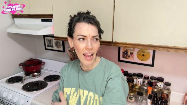 Ryland BabyLove – POV step-Sister Fuck PT 2 – The Kitchen Ryland BabyLove – POV step-Sister Fuck PT 2 – The Kitchen