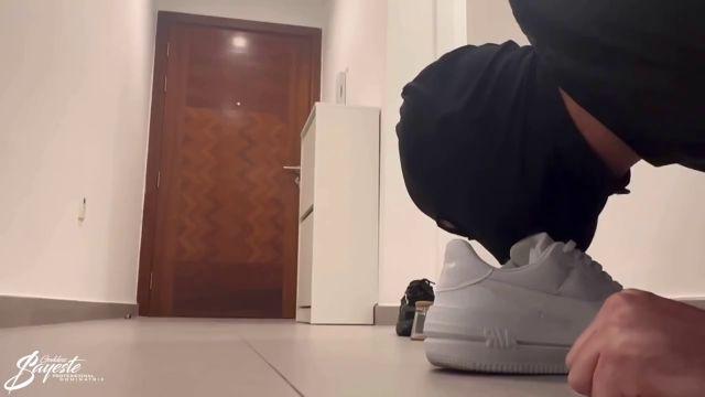 Goddess Sayeste – You Can t Even Fill A Condom So You Will Eat Them All