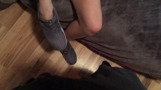 Onlyballkicking – Stretching On Your Balls – Taylor