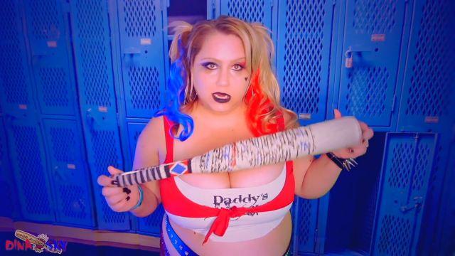 Dina Sky – Harley Quinn s Blowbang