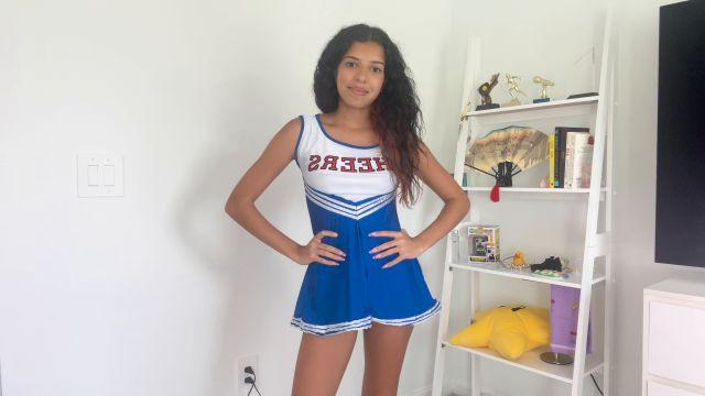 Arianicolexxx – Cheerleader Will Do Anything For a Spot On The Team Arianicolexxx – Cheerleader Will Do Anything For a Spot On The Team