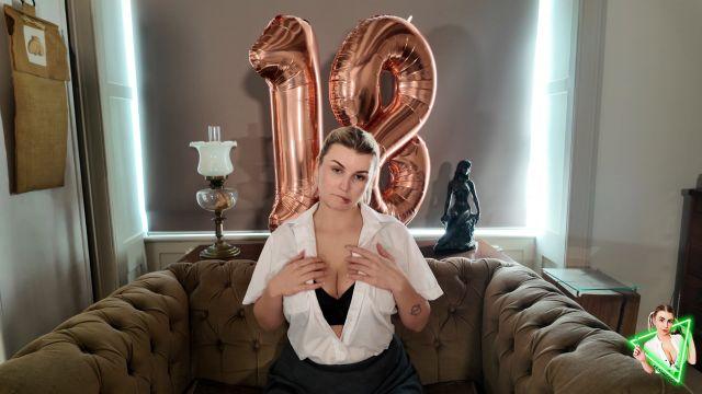 Isla White – Barely Legal Casting Couch Bukkake