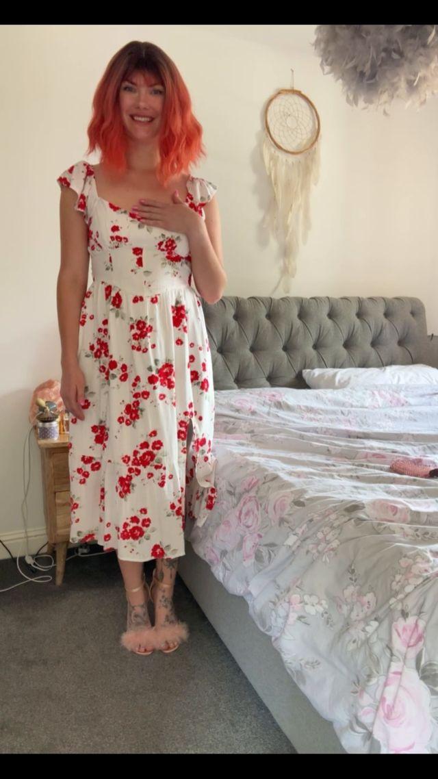 Yourhikerbabe – Fembot Malfunctions Whilst Masturbating
