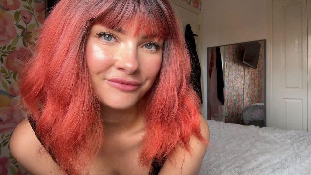 Yourhikerbabe – Step-Mommy Finds Your Cuck Diary Yourhikerbabe – Step-Mommy Finds Your Cuck Diary