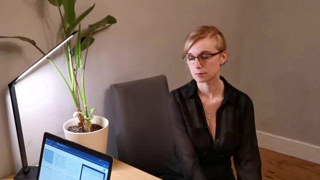 Lexi Snow – Submissive Secretary s Interview