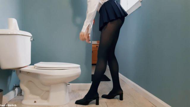 Sage Eldritch – Uraraka Ochako Peeing [Voyeur