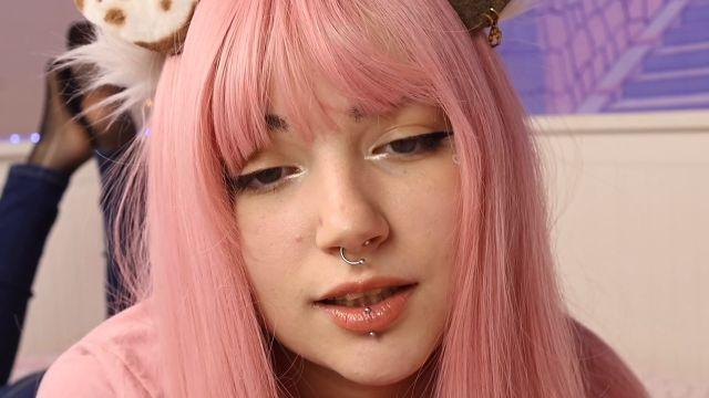 Charlotte Darling – Girl Takes Care Of Your Morning Woof