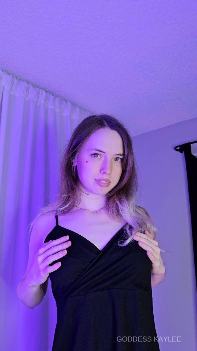GoddessKayQueen – A Goddess On Her Throne – Face Riding JOI