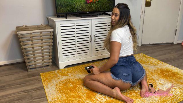 Selena Ryan – Angry Brat Step-Sis Ass Worship Joi